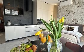 Chronos Luxury Apartments